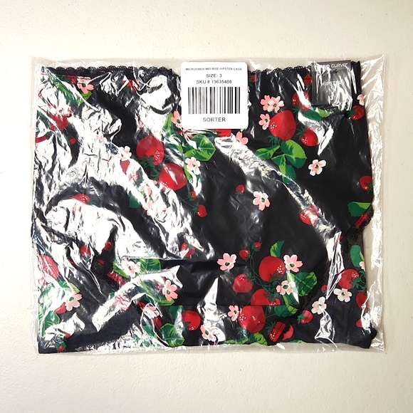 ❤️NWT VINTAGE TORRID PANTY - MICROFIBER FLORAL STRAWBERRY - CAGE BACK HIPSTER - Picture 3 of 13